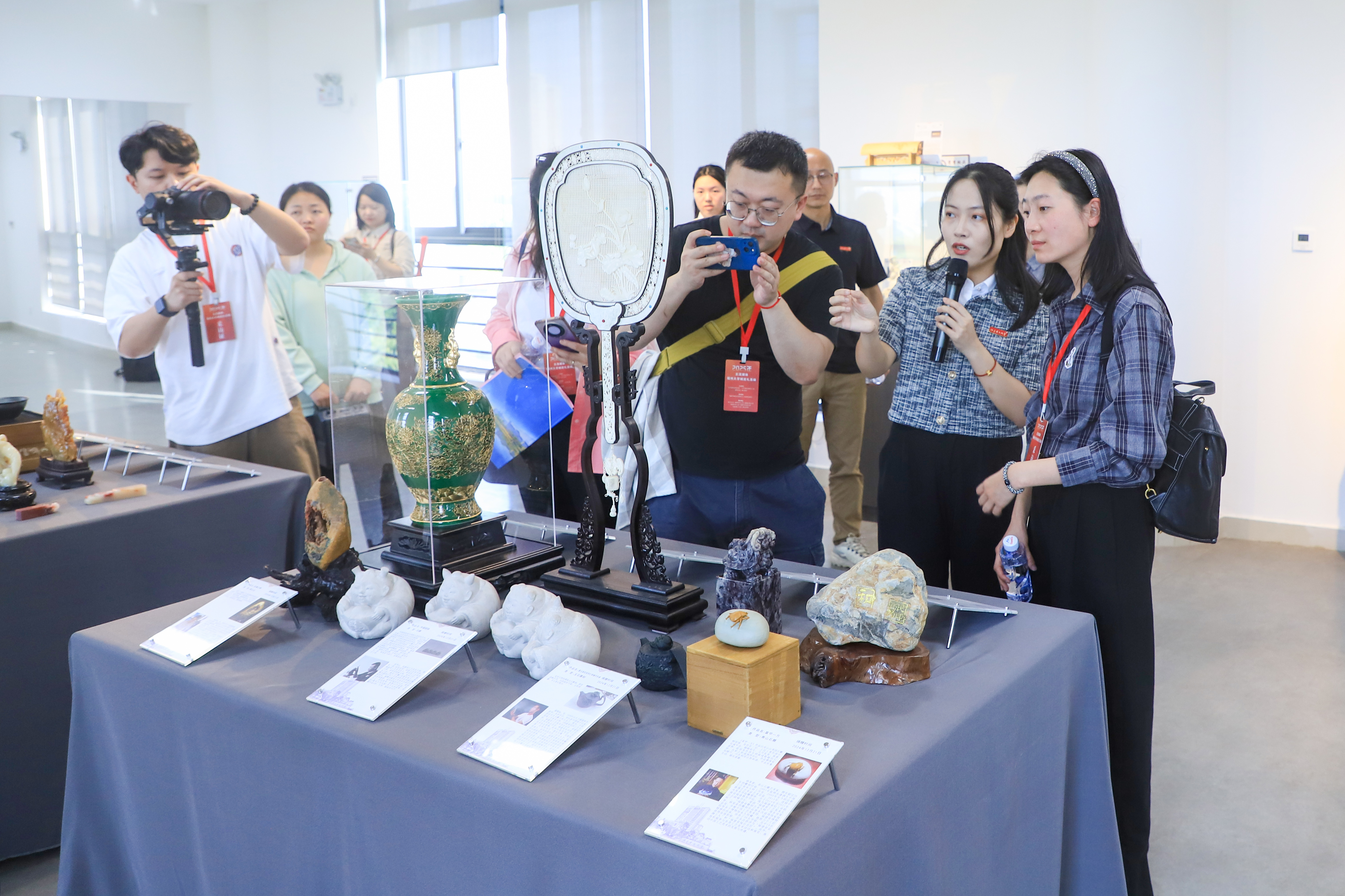 悬鱼馆、e设计・苍霞艺术创意中心 (1).jpg